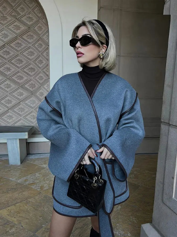 Veste Élégante à Col V avec Ceinture – Style & Confort en Demi-saison - Reflet Paris
