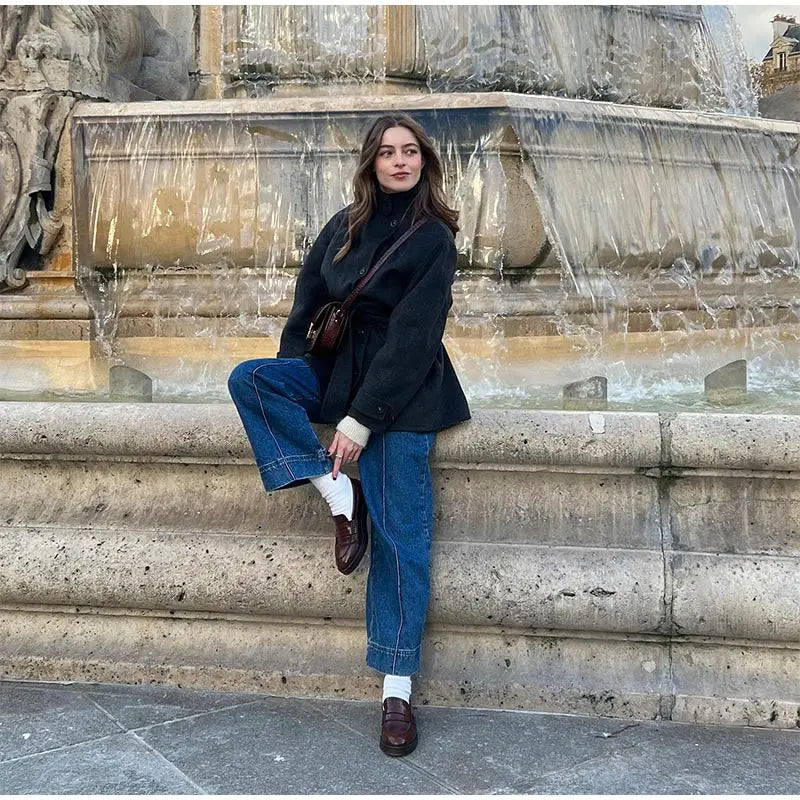 Manteau Long en Laine pour Femme – Col Haut avec Ceinture et Boutonnage Simple - Reflet Paris