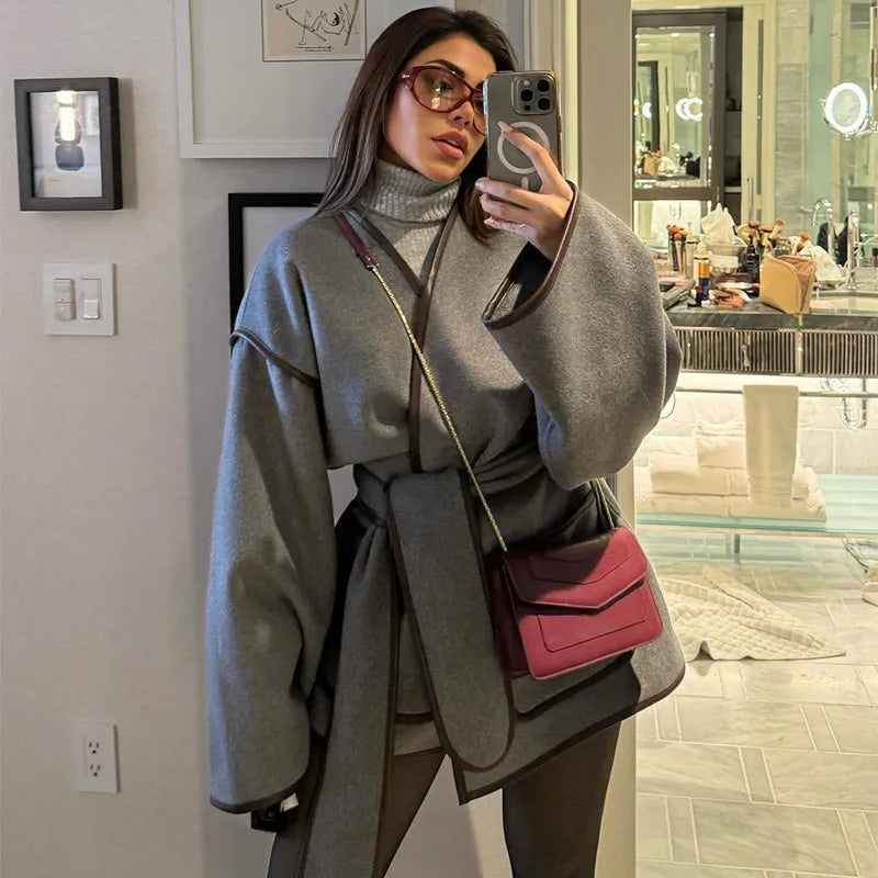 Veste Élégante à Col V avec Ceinture – Style & Confort en Demi-saison - Reflet Paris