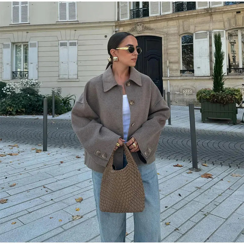Veste en Laine à Col Revers – Élégance et Polyvalence - Reflet Paris