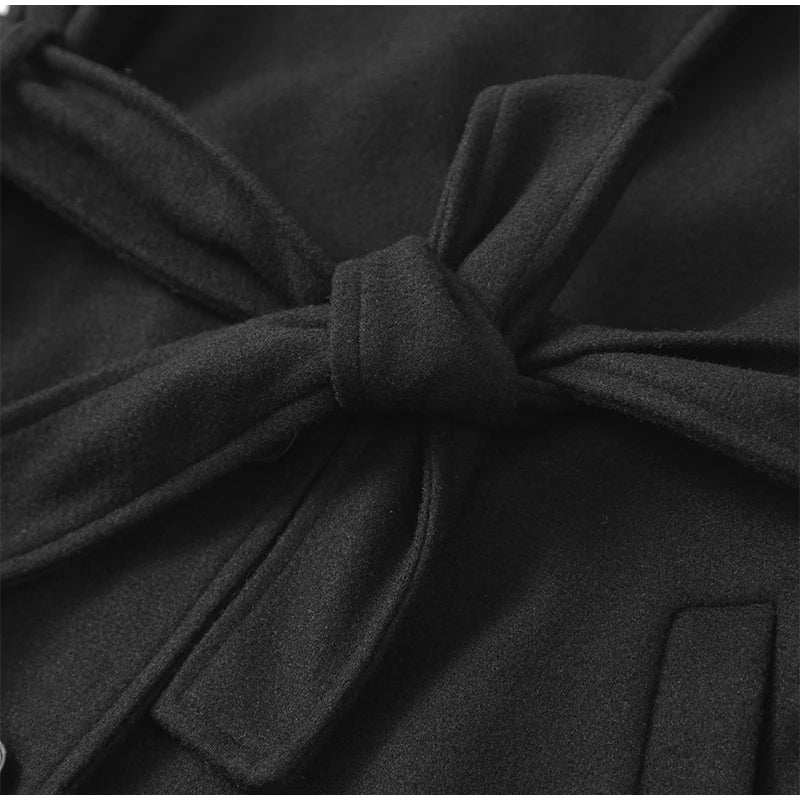 Manteau Long en Laine pour Femme – Col Haut avec Ceinture et Boutonnage Simple - Reflet Paris