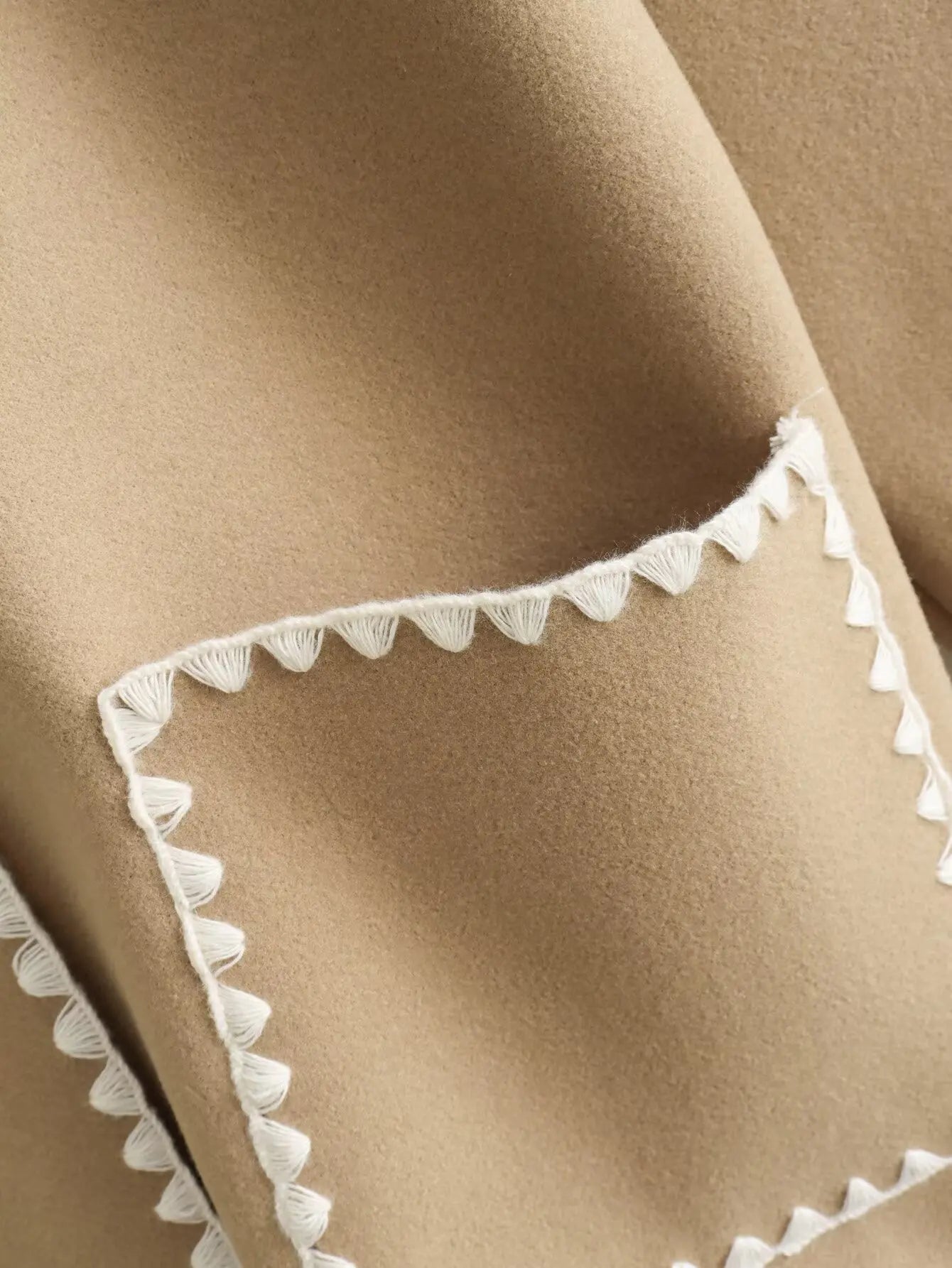 Manteau Décontracté en Laine avec Col Écharpe – Élégance Tout en Confort - Reflet Paris