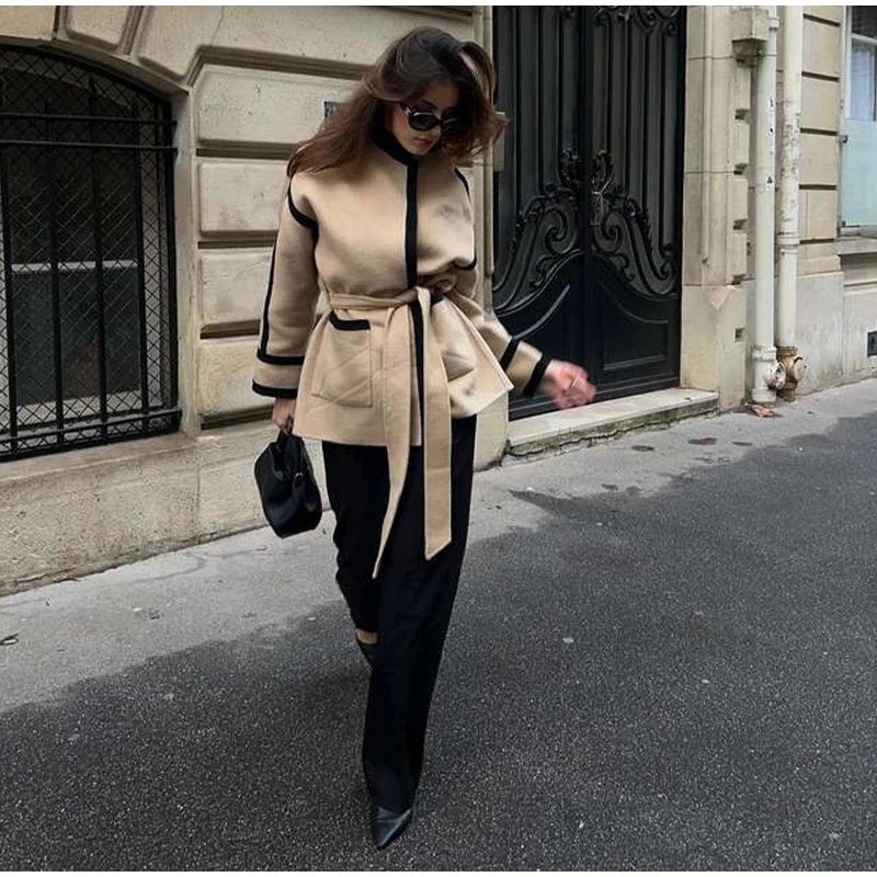 Manteau en Laine Contrastée pour Femme – Élégance et Confort - Reflet Paris