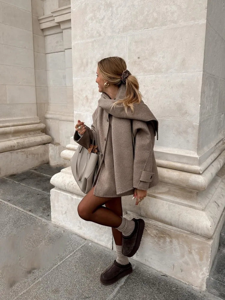 Veste Chic à Col Écharpe en Laine Mélangée – Élégance Urbaine et Confort - Reflet Paris